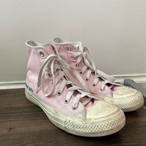 PINK “PINCHE GATO” CUSTOM CONVERSE